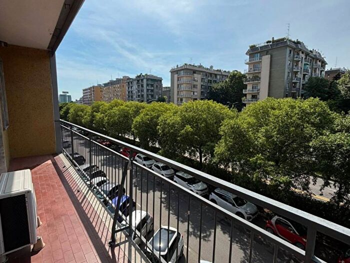 Appartamento monolocale in affitto in Viale Famagosta, Famagosta, Milano