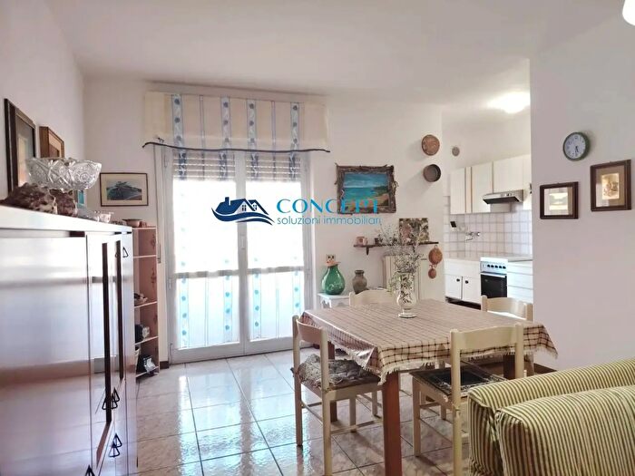 Appartamento trilocale in vendita in Via Taormina Snc, Martinsicuro
