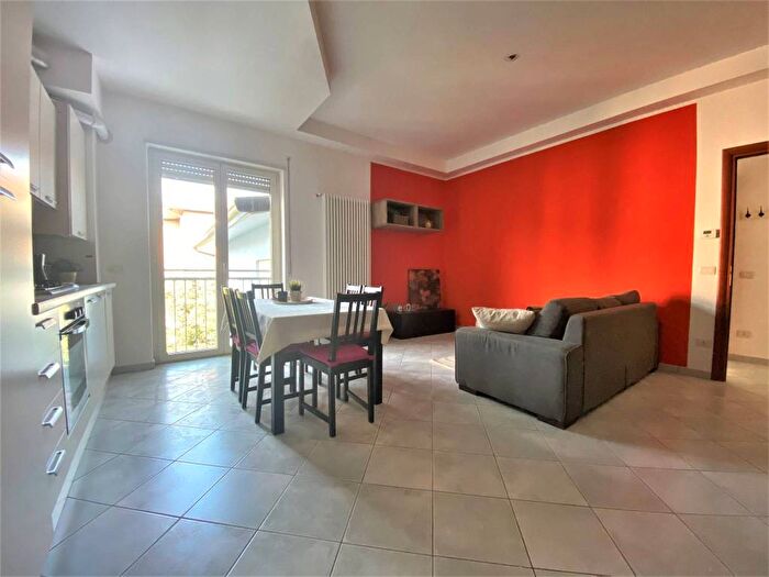 Appartamento trilocale in affitto in Via Decio Raggi, Spazzoli Medaglie DOro, Forlì