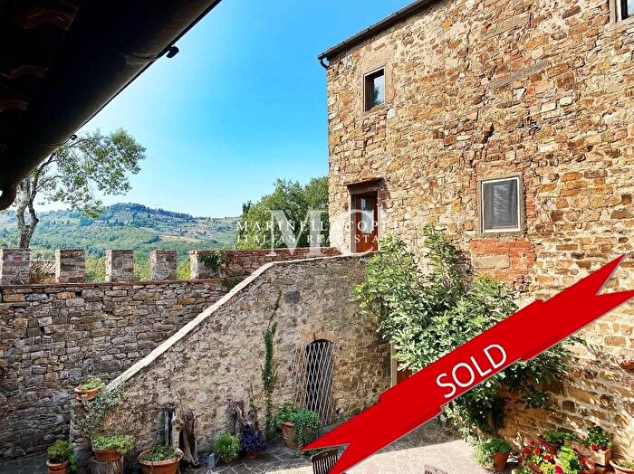 Casa con 20 locali in vendita in Greve In Chianti