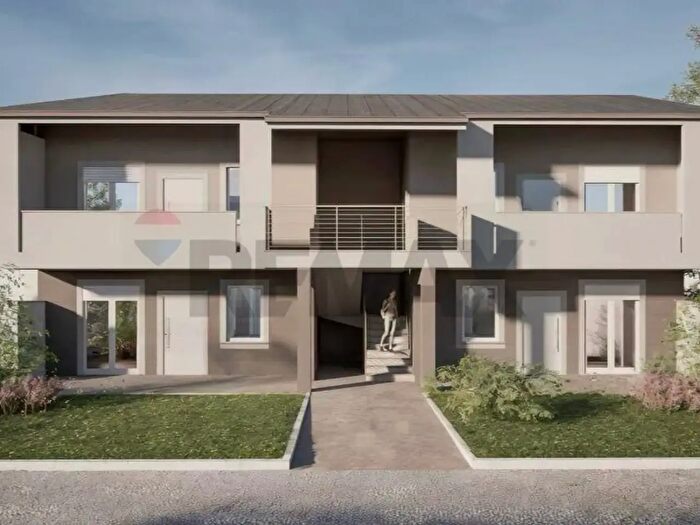 Appartamento trilocale in vendita in Casirate DAdda