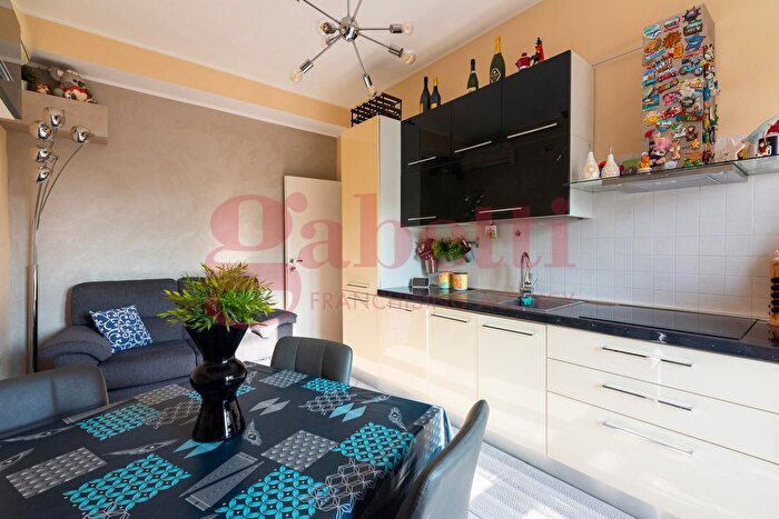 Appartamento in vendita in Via Leonardo da Vinci, Corsico