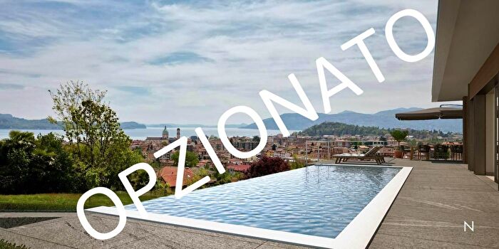 Casa con 5 locali in vendita in Via Archimede, Verbania