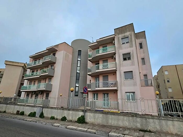 Appartamento quadrilocale in vendita in Via Guicciardini, Martina Franca