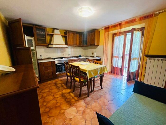 Appartamento bilocale in affitto in Frazione monastero di sotto, Monastero di Lanzo