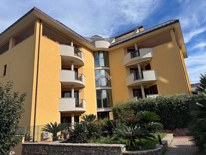 Appartamento trilocale in vendita in Via Torquato Tasso, Carini