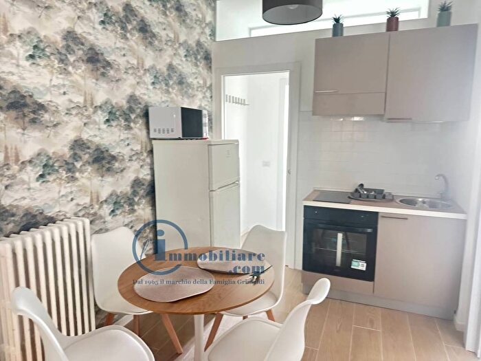 Appartamento monolocale in affitto in Via Inganni, Inganni, Milano