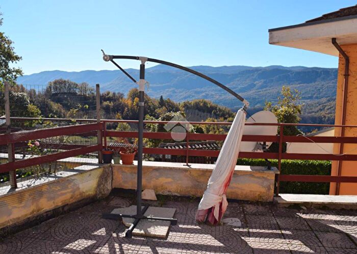 Appartamento trilocale in vendita in Via Nuova, Sante Marie