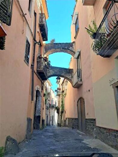 Appartamento trilocale in vendita in Via Ferrante dAragona, Somma Vesuviana