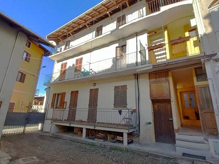 Appartamento bilocale in affitto in Via Giacomo Massarotti, Centro, Quarona