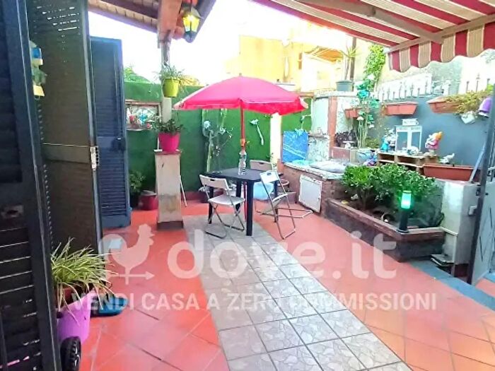 Casa trilocale in vendita in Via Regina Elena, Viagrande