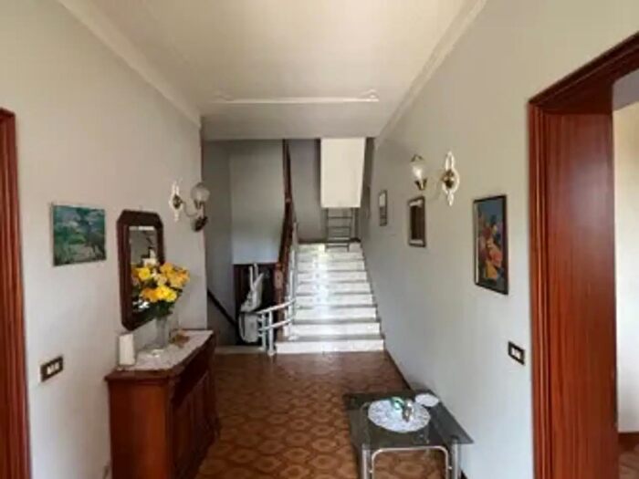 Casa con 5 locali in vendita in Pegognaga