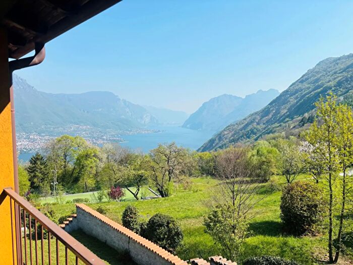 Appartamento quadrilocale in vendita in Via Palembri, Bellagio