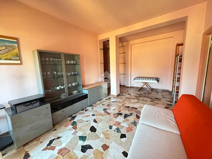 Appartamento bilocale in vendita in Via Giacomo Leopardi, Saronno