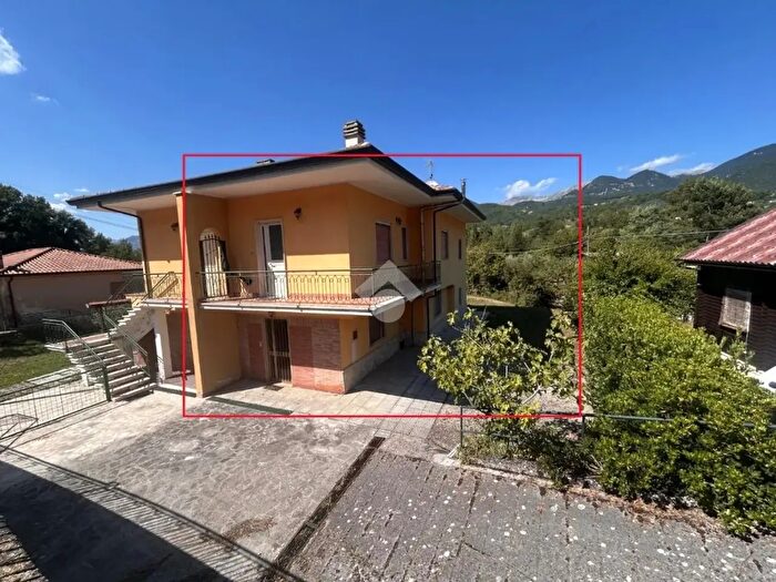 Casa con 5 locali in vendita in Via Carletti, Villa Latina