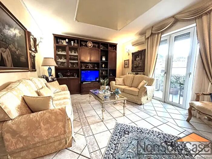 Appartamento con 5 locali in vendita in Via Montalese, Montemurlo