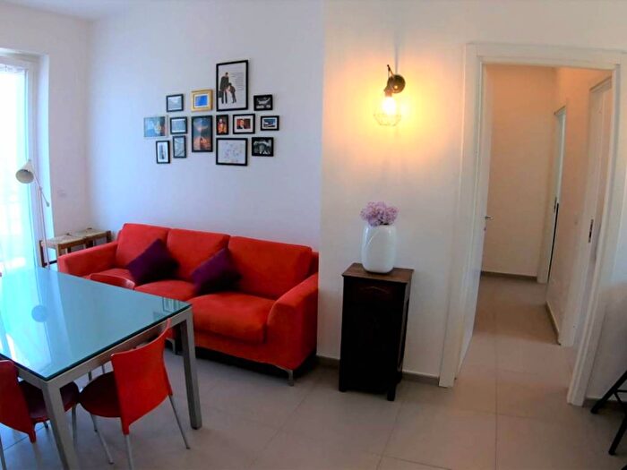 Appartamento quadrilocale in affitto in Via Umberto I, Centro, Bra