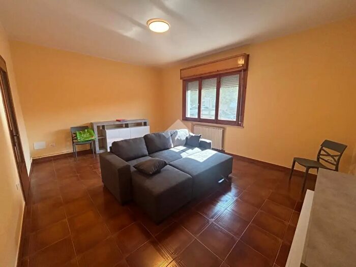 Appartamento trilocale in affitto in Via GPuccini, Marcaria