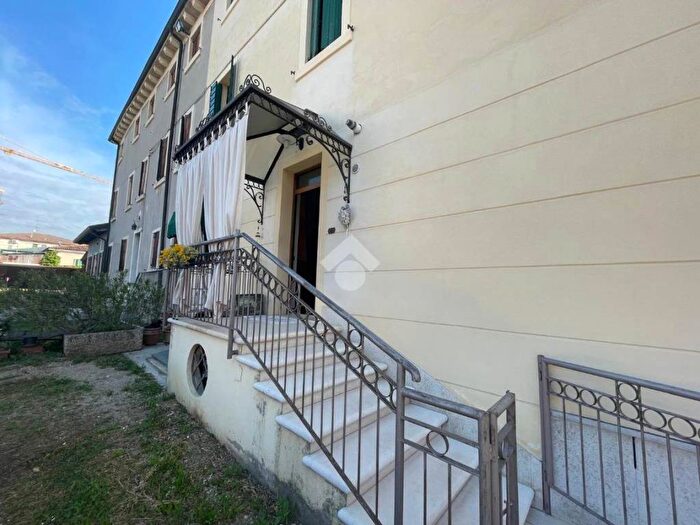 Appartamento bilocale in affitto in Arbizzanosanta Maria, Negrar di Valpolicella