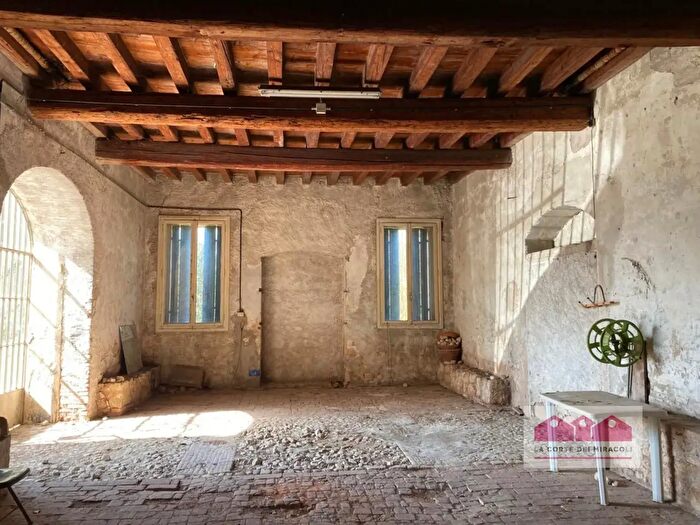 Appartamento con 5 locali in vendita in Strada della Commenda, Vicenza