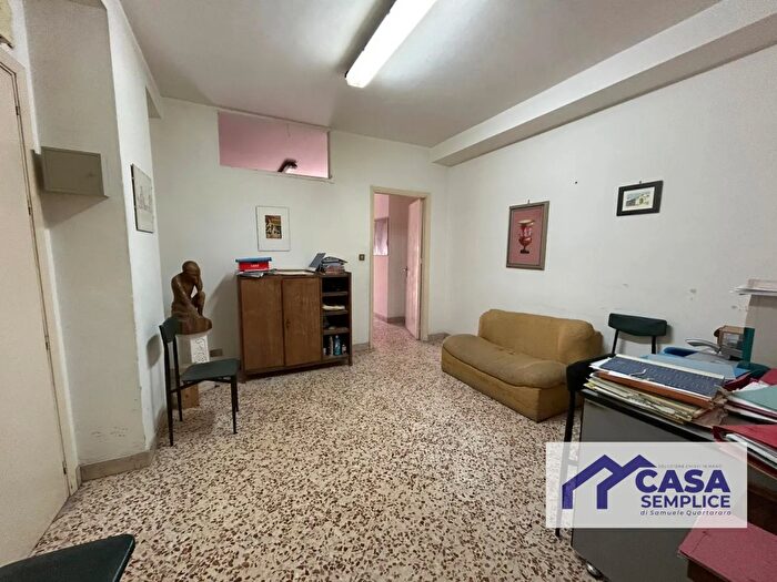 Appartamento trilocale in vendita in Via Venero, Monreale