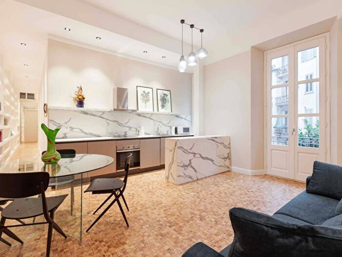 Appartamento bilocale in affitto in Via Achille Maiocchi, Morgagni, Milano
