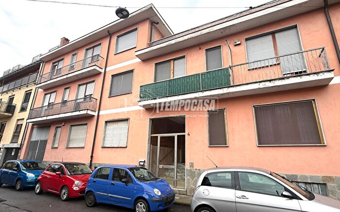 Appartamento trilocale in vendita in Via Quintino Sella, Moncalieri