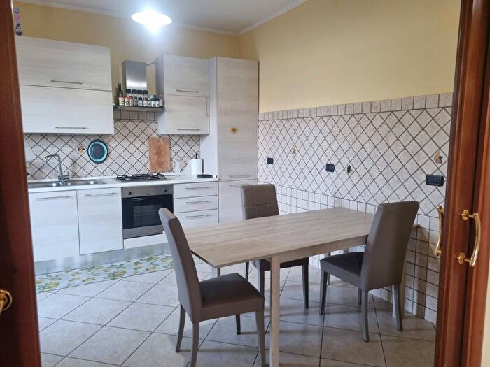 Appartamento quadrilocale in affitto in Via Dino Campana, Via Campana Cigliano, Pozzuoli