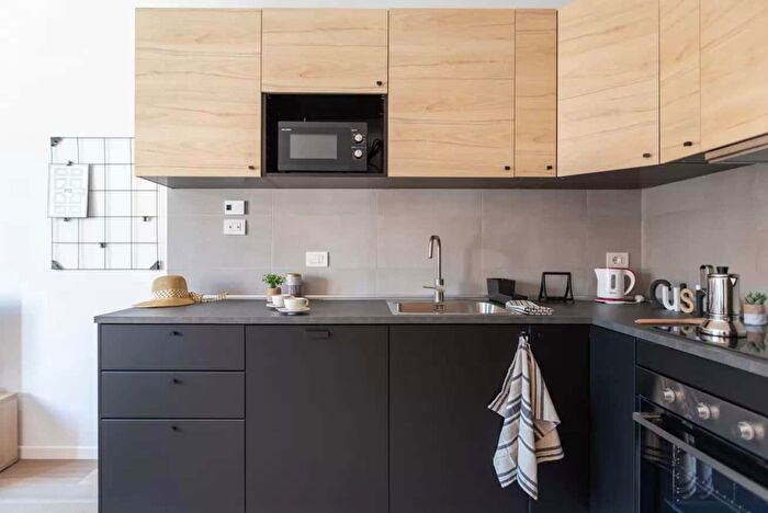 Appartamento monolocale in affitto in Via Vespri Siciliani, Milano