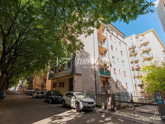 Appartamento bilocale in vendita in Via Mascagni, Modena