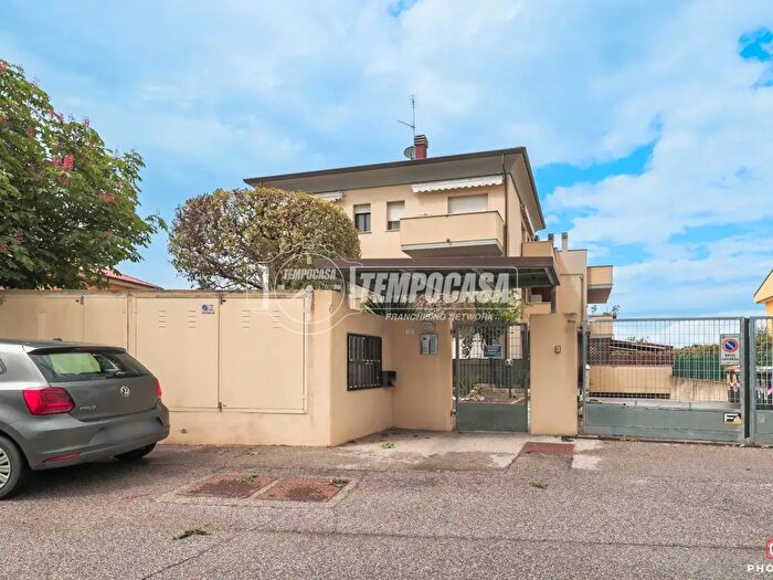 Appartamento bilocale in vendita in Via Teodorico, Rimini