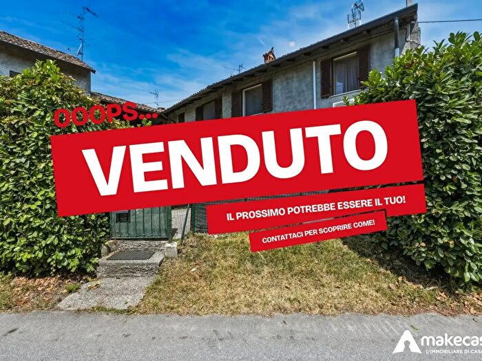 Appartamento trilocale in vendita in Via Dosso, Zelo Buon Persico