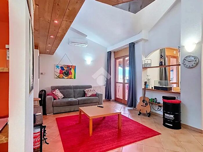 Appartamento monolocale in vendita in Via Eleonora dArborea, Olbia