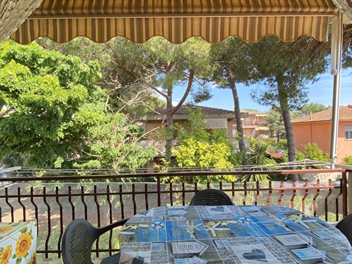 Appartamento bilocale in affitto in Via Isola di Palmaria, Zona Nuova Pratoranieri, Follonica