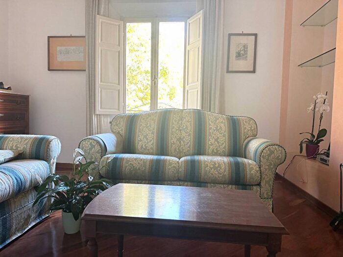 Casa con 5 locali in affitto in Viale Giacomo Matteotti, Stazione Via Roma, Grosseto