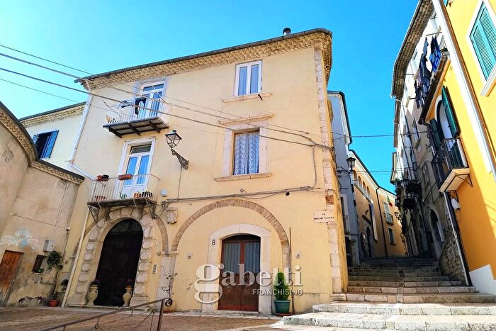 Appartamento bilocale in affitto in Via Chiarizia, Campobasso