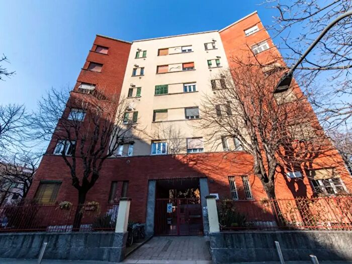 Appartamento bilocale in affitto in Piazzale Selinunte, Milano