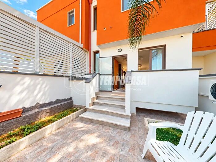 Appartamento quadrilocale in vendita in Via Paolo Ungari, Cavallino