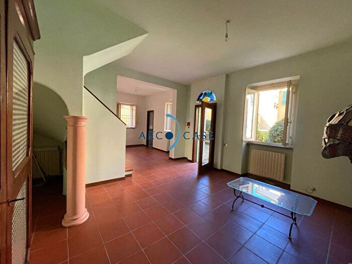 Casa quadrilocale in vendita in Via Dante, Crema