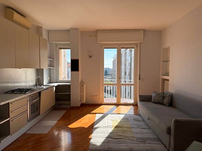 Appartamento trilocale in affitto in Via Pietro Rubens, Gambara, Milano