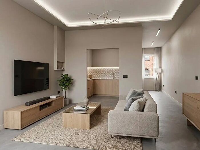 Appartamento quadrilocale in vendita in Via San Romano, Ferrara