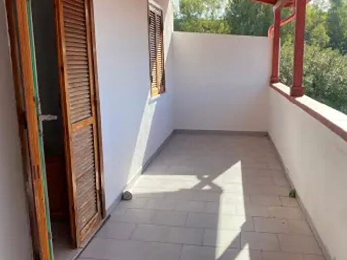 Appartamento trilocale in affitto in Viale Rivachiara, Sellia Marina