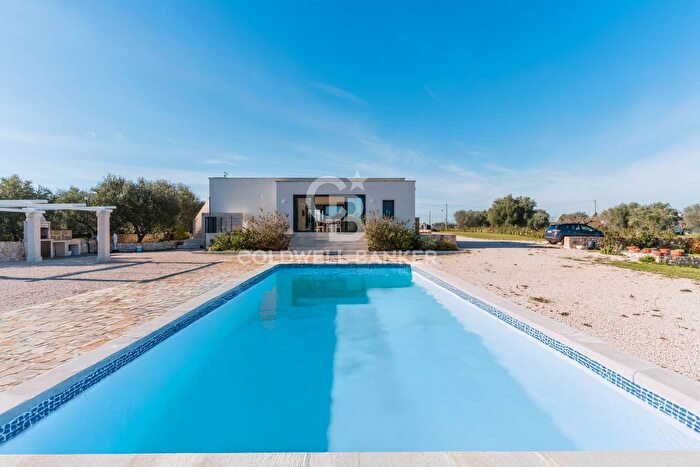 Casa quadrilocale in vendita in Contrada Specchiaruzzo, Ostuni