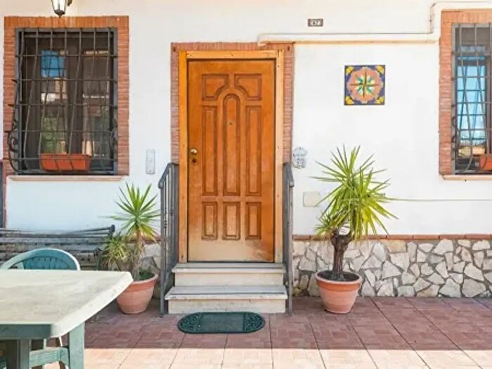 Appartamento bilocale in vendita in Via Cesare Battisti, San Cesareo