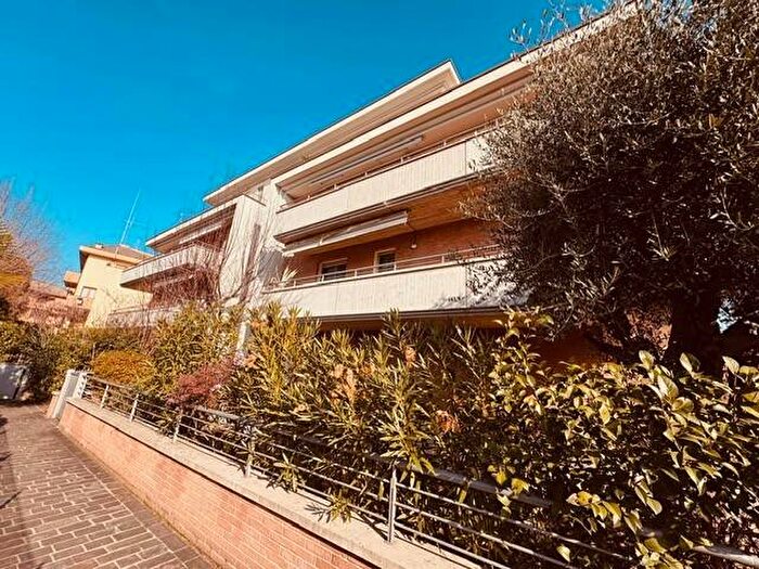 Appartamento trilocale in affitto in Spazzoli Medaglie D'Oro, Forlì