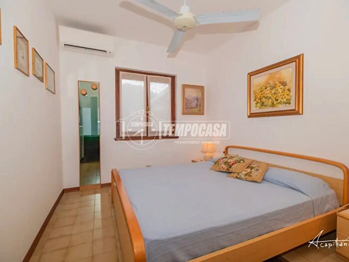 Appartamento bilocale in vendita in Via Undicesima Ovest, Rosolina