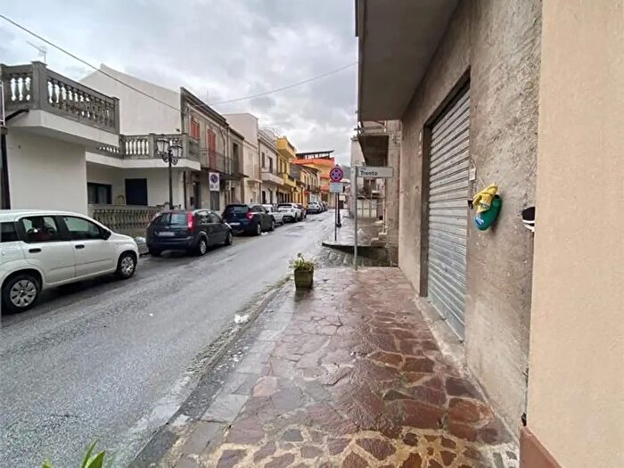 Casa quadrilocale in vendita in Via XXI Ottobre, Torregrotta