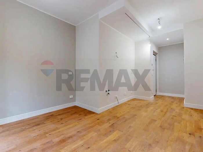 Appartamento bilocale in vendita in Via Martin Lutero, Milano