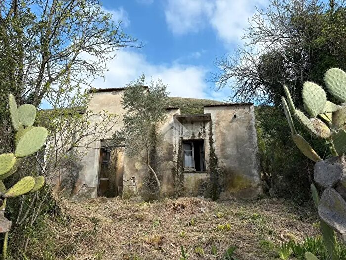 Appartamento monolocale in vendita in Casale Via Valmaiura, Fondi