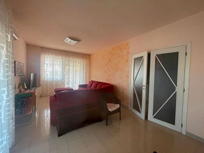 Appartamento quadrilocale in vendita in Carrara